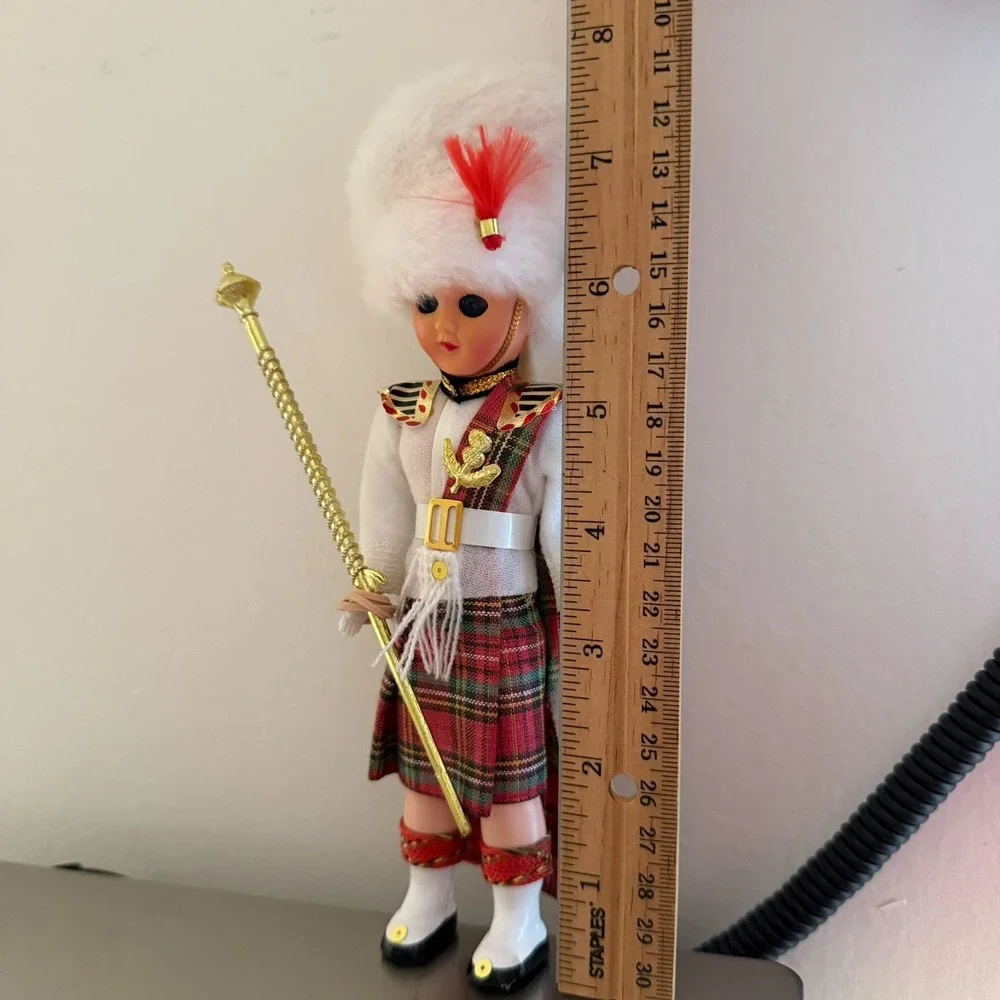 Vintage‎ Royal Scots Doll with White Bearskin 6.5